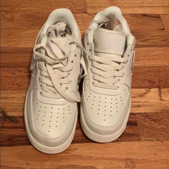 Nike Shoes - Nike Air Force 1 velcro swoosh pack